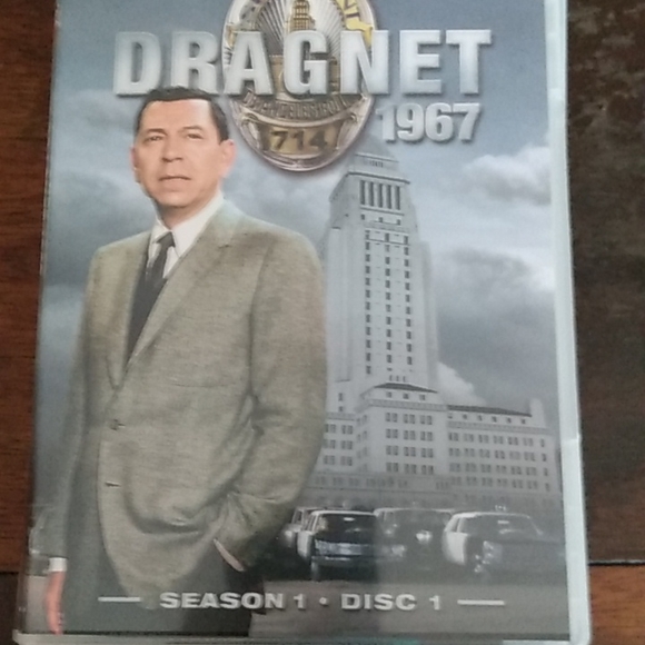 Classic Television "Dragnet 1967" Full Season 1 Consists Of Three DVDs - Picture 4 of 9